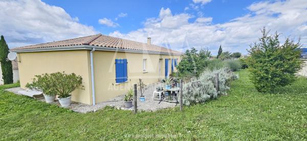 PAVILLON DE PLAIN-PIED DE 106,33 m² AVEC ABRI DE JARDIN ET AUVENT