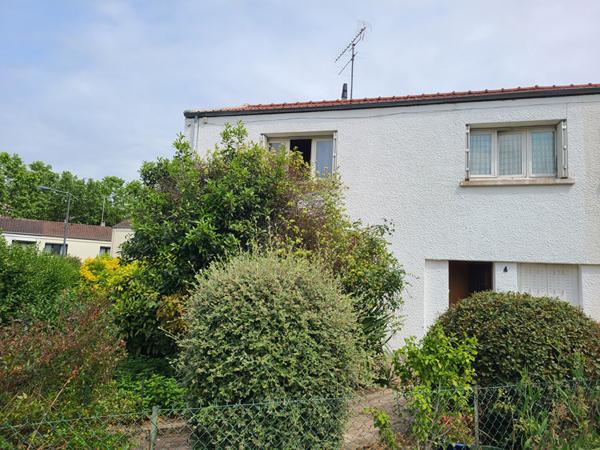 Maison Fontenay Le Fleury 94 m2