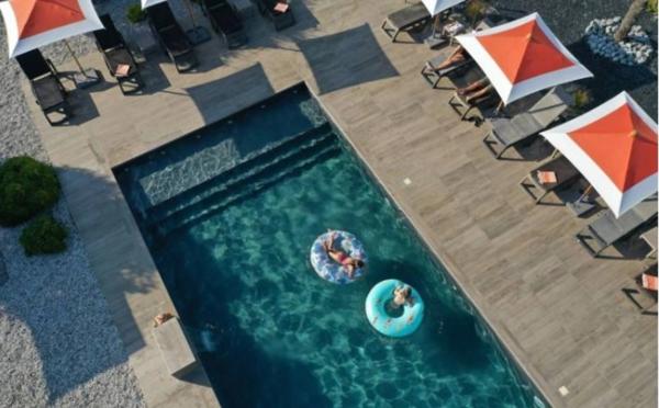 Charente-Maritime (17), A Vendre Murs et Fonds Hôtel-Bureau Piscine Spa de charme 23 N° Proche Océan ILE D'OLERON