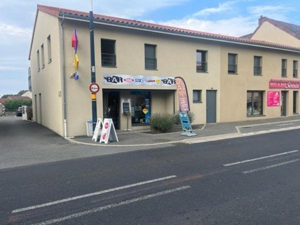 Bar, tabac, presse, 97 m2 Bromont-Lamothe