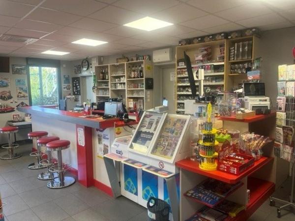 Bar, tabac, presse, 97 m2 Bromont-Lamothe