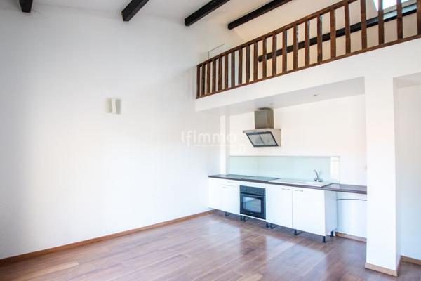 Un loft unique mêlant volumes et élégance