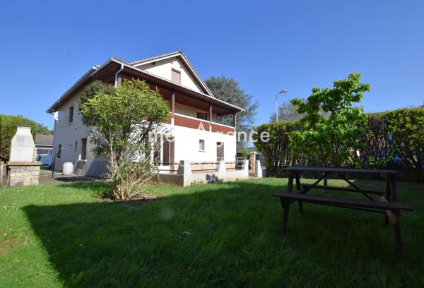 Maison à SALAISE-SUR-SANNE, 38150 - 8 pièces 210m²