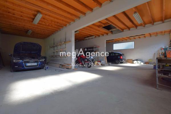 Maison à SALAISE-SUR-SANNE, 38150 - 8 pièces 210m²