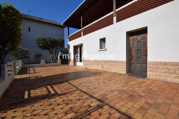 Maison à SALAISE-SUR-SANNE, 38150 - 8 pièces 210m²