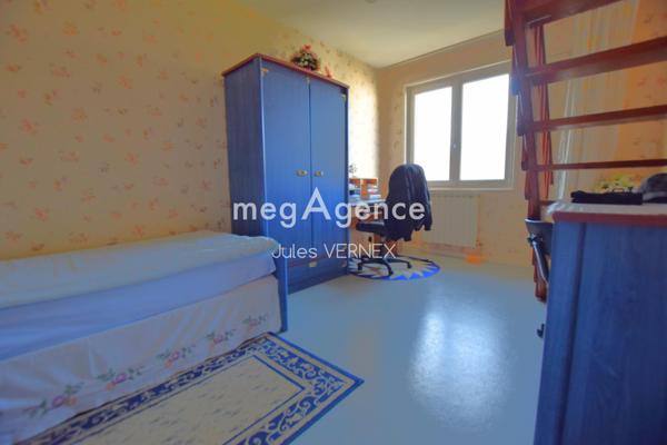 Maison à SALAISE-SUR-SANNE, 38150 - 8 pièces 210m²