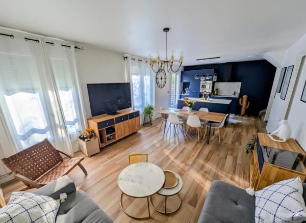 ?- Maison Familiale avec Salle de Cinéma Privée  136m² + Salle Cinéma 21m² + Chambre Parentale XXL 35m² - Pinsaguel Village