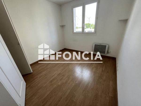Location Appartement 3 pièces 53.18 m² - 74 RUE THIERS Valence 26000