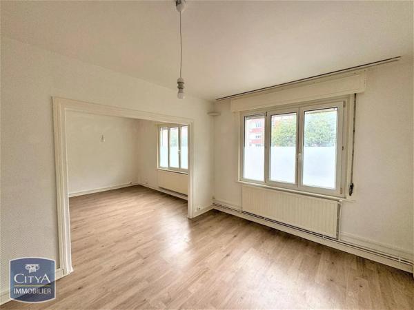 Appartement à louer 2 pièces 57.16m²
