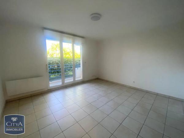 Appartement à louer 2 pièces 43.62m² Le Passage (47520)