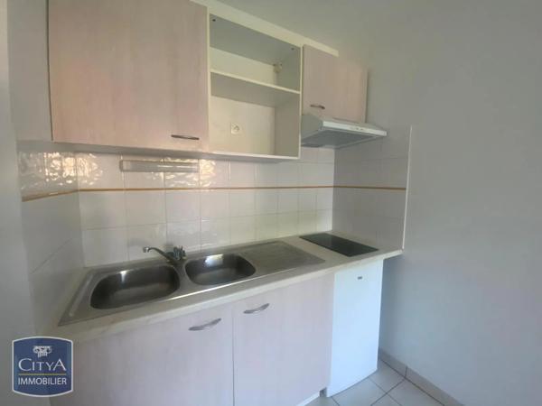 Appartement à louer 2 pièces 43.62m² Le Passage (47520)