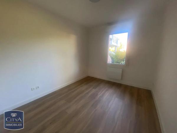 Appartement à louer 2 pièces 43.62m² Le Passage (47520)