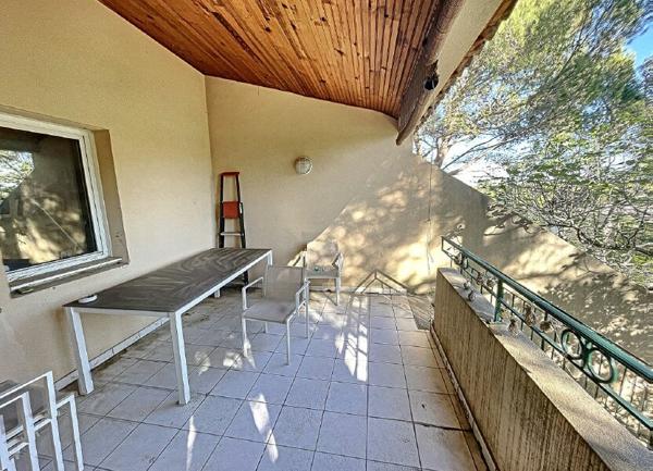 Maison à vendre    4 pièces • 128 m2 Villeneuve-lès-Avignon