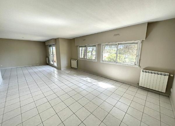 Maison à vendre    4 pièces • 128 m2 Villeneuve-lès-Avignon