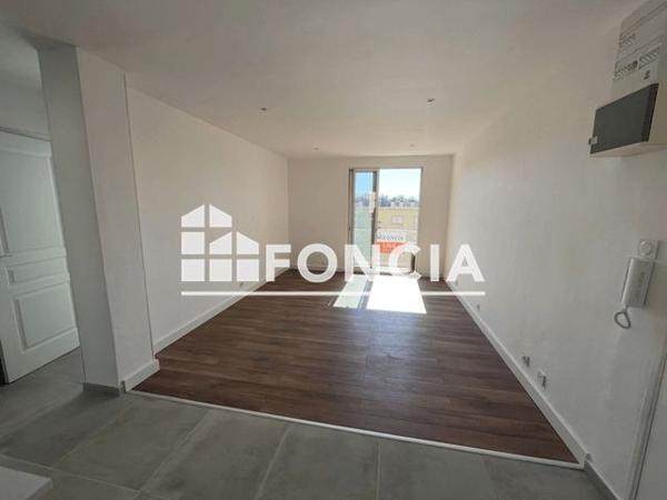 Location Appartement 3 pièces 52.65 m² - RUE SULLY Bourg Les Valence 26500