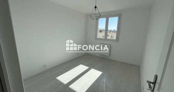 Location Appartement 3 pièces 52.65 m² - Bourg-lès-valence 26500