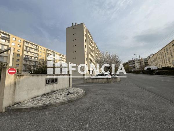 Location Appartement 3 pièces 52.65 m² - RUE SULLY Bourg Les Valence 26500