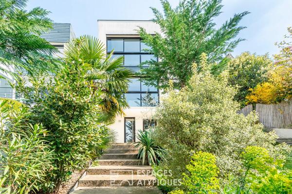Maison d’architecte aux accents californiens, vue spectaculaire sur Paris