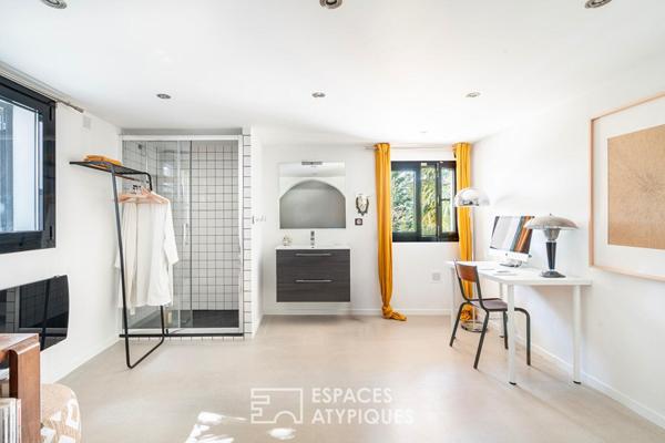 Maison d’architecte aux accents californiens, vue spectaculaire sur Paris