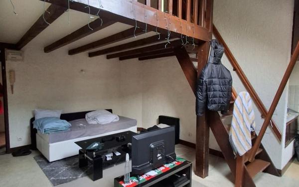 Immeuble à vendre    13 pièces •  Souppes-sur-Loing