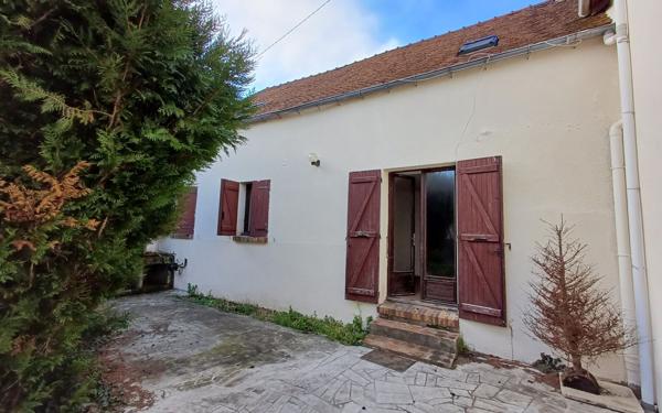 Immeuble à vendre    13 pièces •  Souppes-sur-Loing