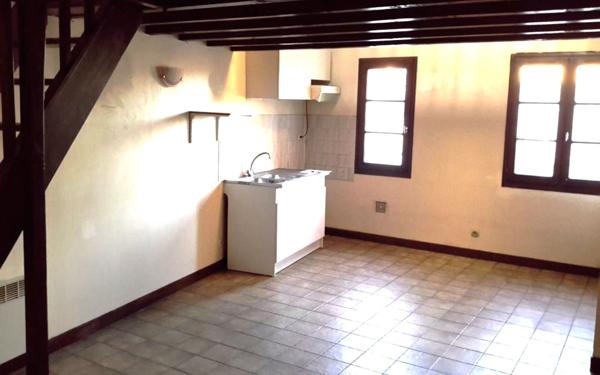 Immeuble à vendre    13 pièces •  Souppes-sur-Loing