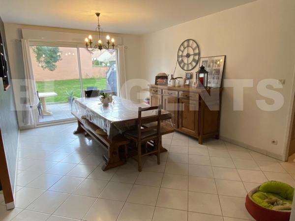 Maison de 2005, chaleureuse et fonctionnelle - Posez vos valises !