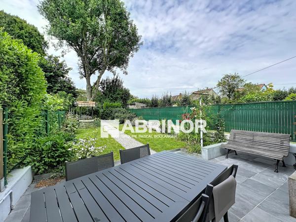 À découvrir sans tarder – Maison familiale avec jardin secteur recherché de Mons-en-Barœul proche de Lille MONS EN BAROEUL