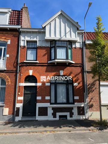 À découvrir sans tarder – Maison familiale avec jardin secteur recherché de Mons-en-Barœul proche de Lille MONS EN BAROEUL