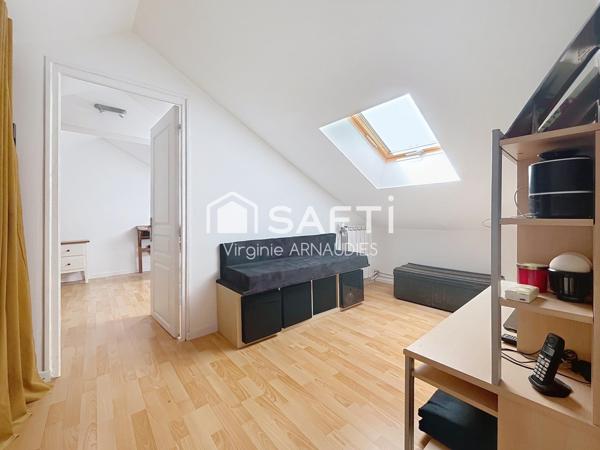 CONFLANS STE HONORINE, maison avec piscine idéalement située !!