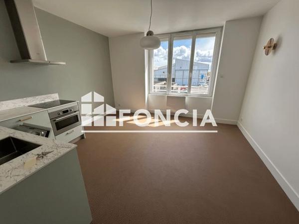 Location Appartement 2 pièces 39.38 m² - 40 QUAI DOUANE Brest 29200