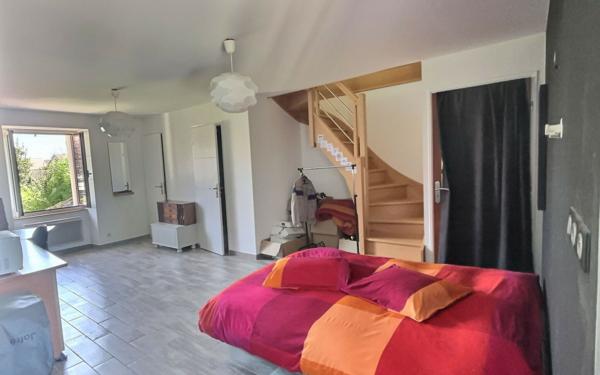 Maison à vendre    5 pièces •  Le Coudray-Montceaux