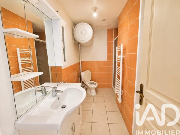Immeuble à vendre 129 m² Rochemaure