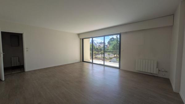 T3 - 78 m² AVEC BALCON ET GARAGE - FÉLIX FAURE , Nantes T3 - 78 m² AVEC BALCON ET GARAGE - FÉLIX FAURE , Nantes