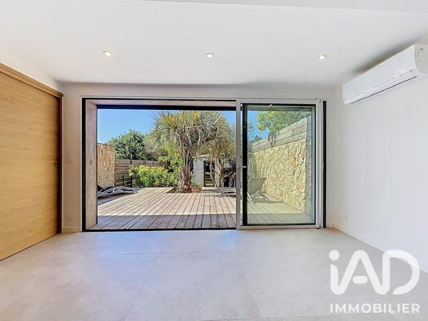 Appartement à vendre 3 pièces 69,8 m² Hyères