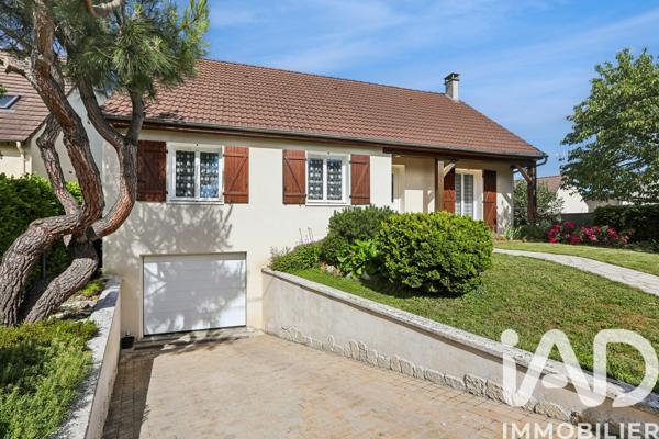 Maison à vendre 5 pièces 183 m² Vaux-le-Pénil
