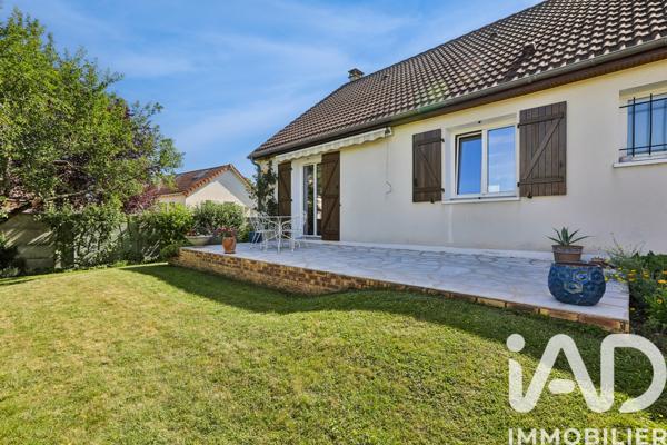 Maison à vendre 5 pièces 183 m² Vaux-le-Pénil