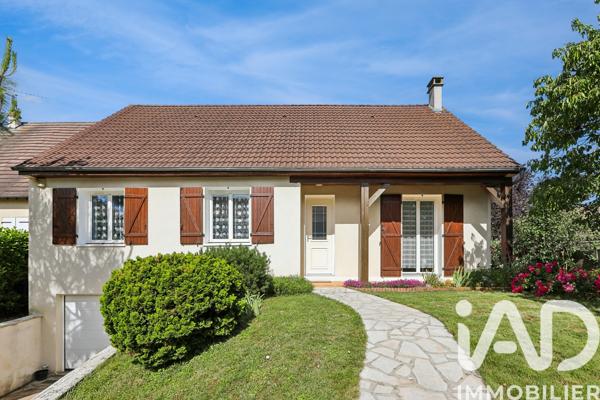 Maison à vendre 5 pièces 183 m² Vaux-le-Pénil