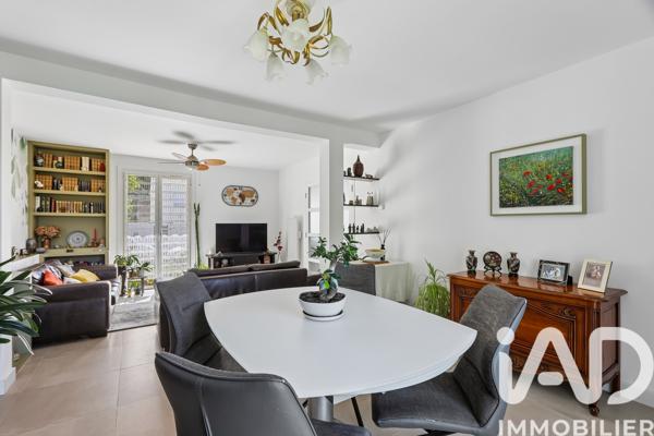Maison à vendre 5 pièces 183 m² Vaux-le-Pénil