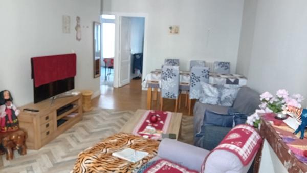 Appartement 2 chambres et grand garage centre ville de Royan