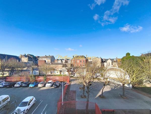 Studio meublé loué à 400 m de la plage