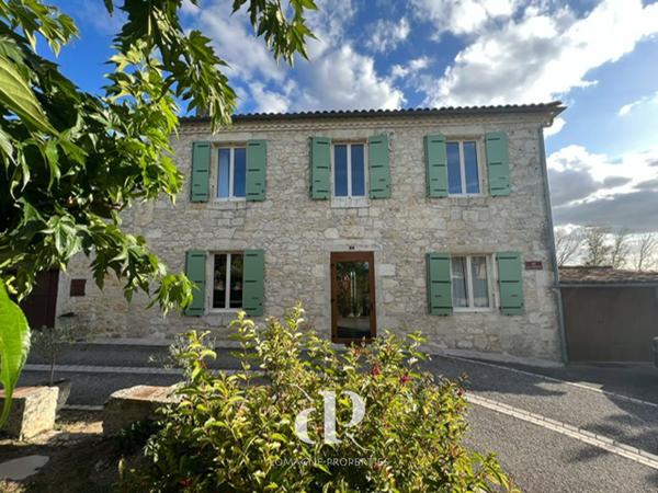 Saint-Clar (32380) Maison de village adorable et lumineuse avec vue sur les Pyrénées