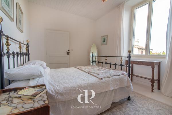 Saint-Clar (32380) Maison de village adorable et lumineuse avec vue sur les Pyrénées