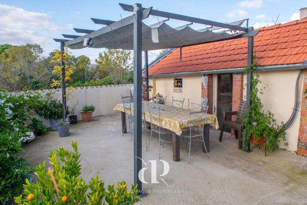 Saint-Clar (32380) Maison de village adorable et lumineuse avec vue sur les Pyrénées