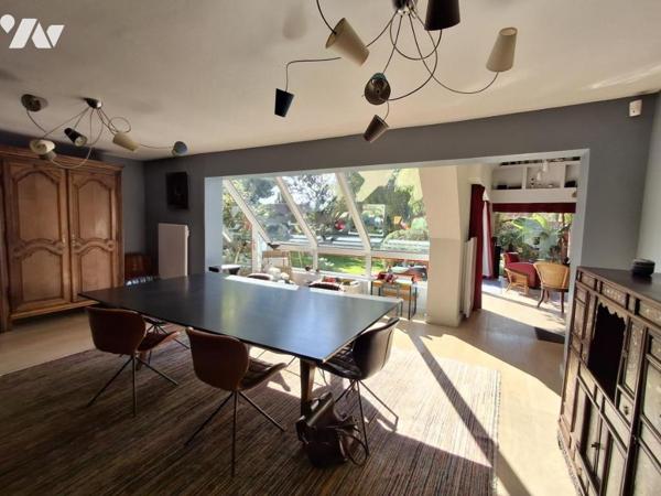 Maison individuelle construite en 1983 - 195m² habitables -GARAGE de 51m² + JARDIN 735m²