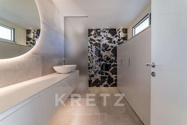 Villa d'exception en première ligne sur la plage