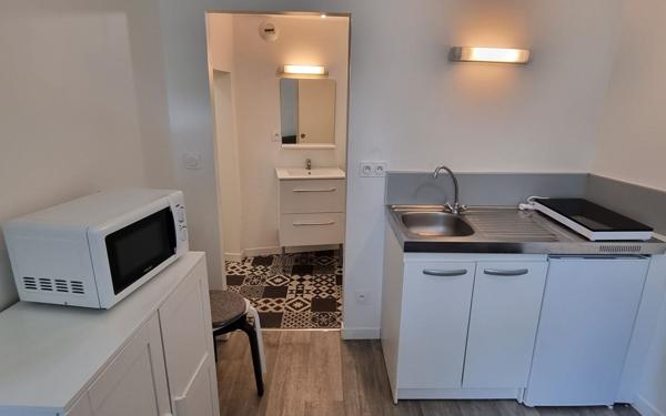 Immeuble à vendre    6 pièces • 87,20 m2 Poitiers