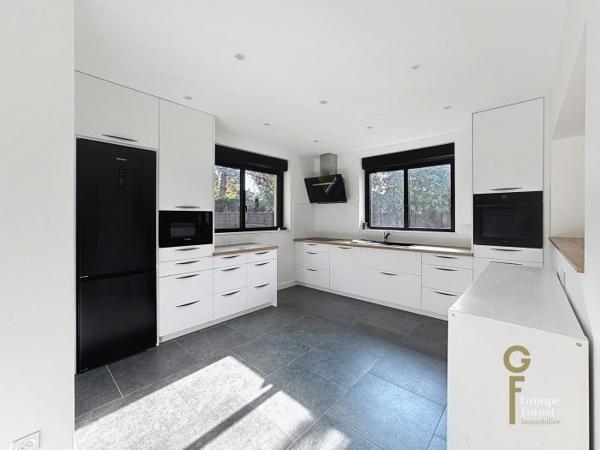 Maison individuelle Wasquehal Secteur Marcq-Wasquehal-Mouvaux 192.93 m²