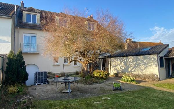 Maison à vendre    6 pièces •  Alençon