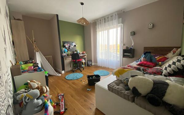 Maison à vendre    6 pièces •  Alençon